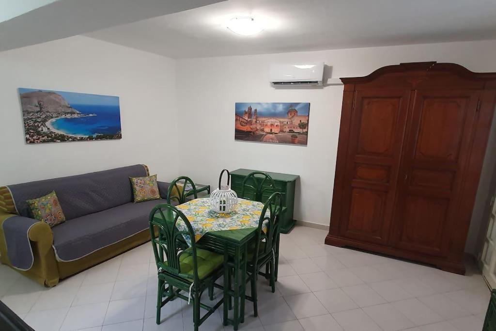Villino Sirene Mondello Villa ปาแลร์โม ภายนอก รูปภาพ