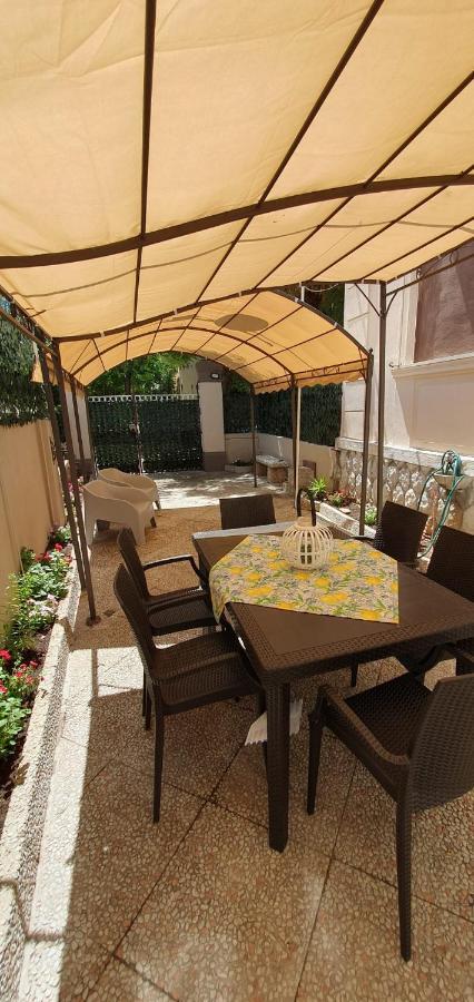 Villino Sirene Mondello Villa ปาแลร์โม ภายนอก รูปภาพ
